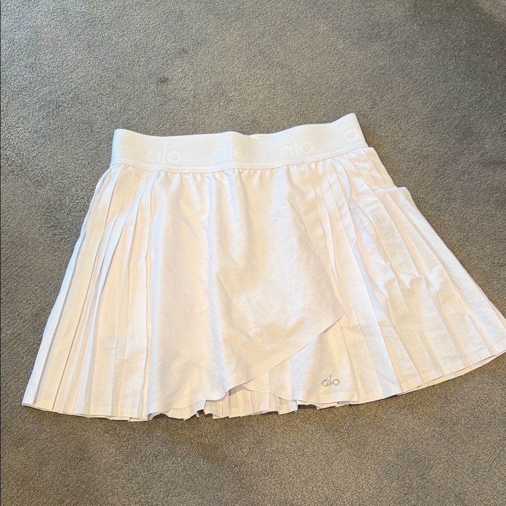 ALO Yoga Women's Cream Pleated tennis Skirt
